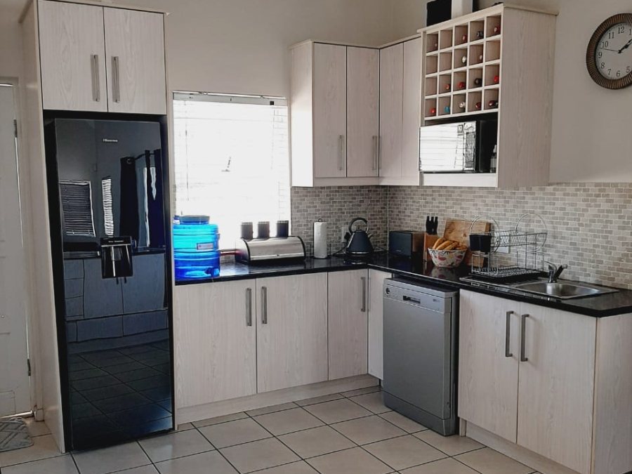 3 Bedroom Property for Sale in Vredenburg Western Cape